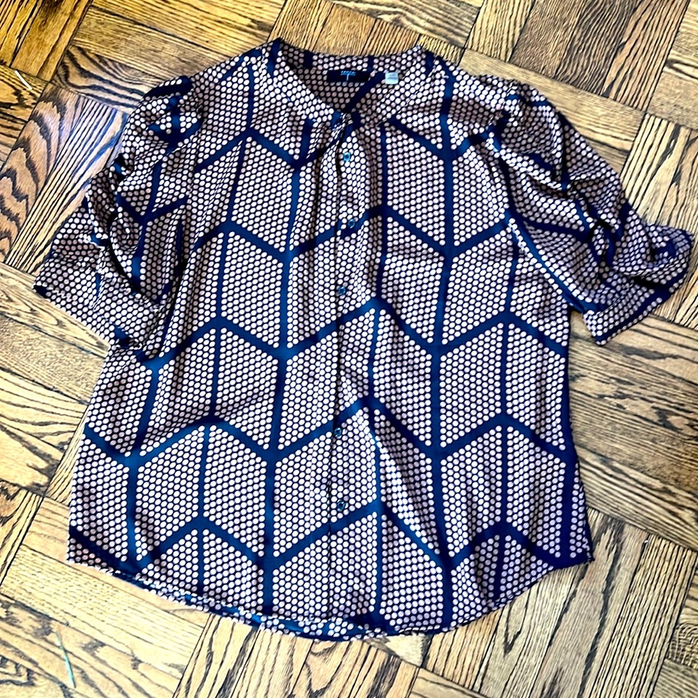 Tahari T xl black button-down blouse with tan dots